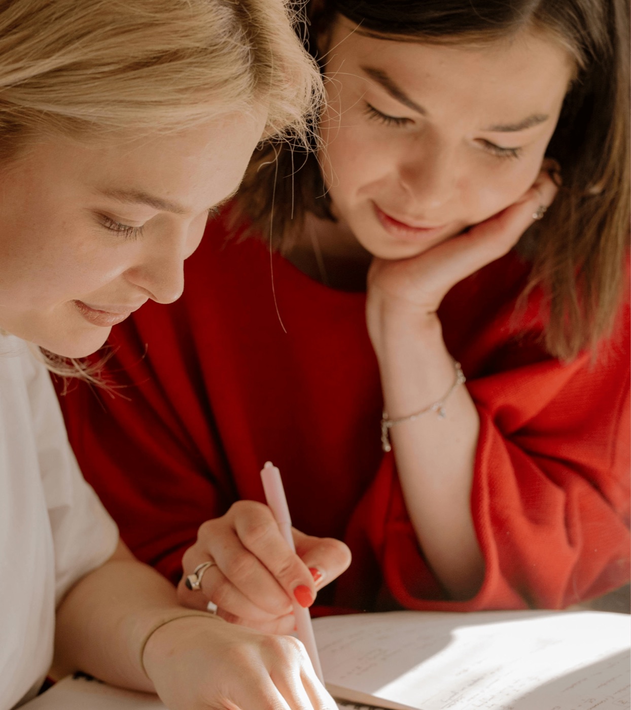 Leerlingen tijdens studiebegeleiding